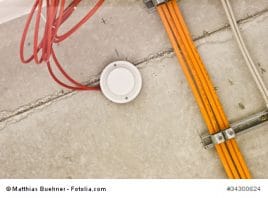 Rauchmelder und Feuerlöscher retten Leben