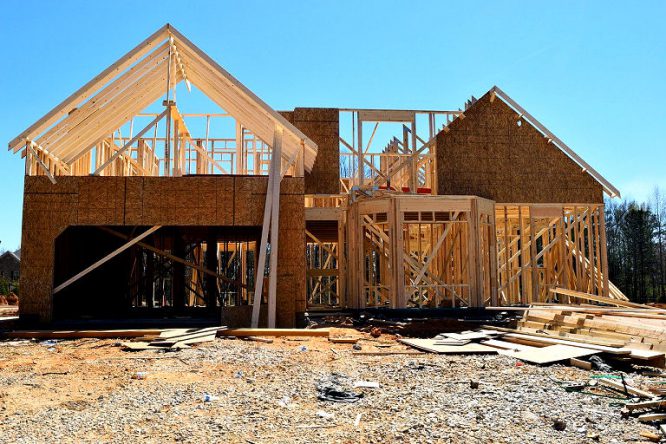 Von der Baugenehmigung bis zur Bauabnahme des neuen Heims gibt es viel zu tun.