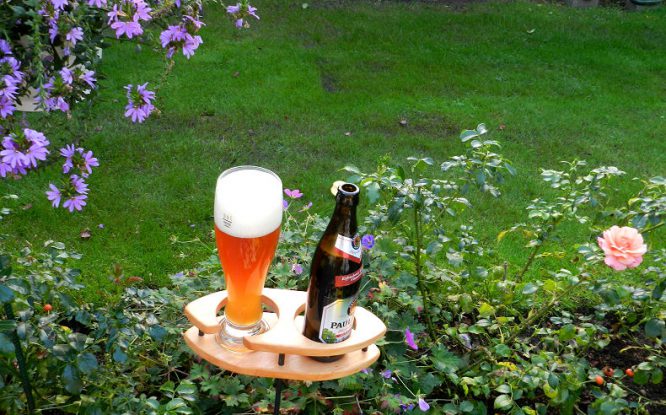 Bierhalter für den Garten