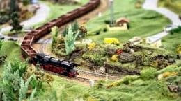 Modellbahn Tipps: . Beliebt ist vor allem 1950 – 1970, da zu dieser Zeit sowohl Dampf- als auch Diesel- und E-Loks genutzt wurden.