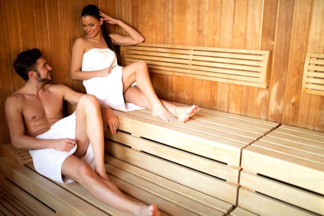 Sie können eine Sauna für zu Hause auch komplett selbst entwerfen und bauen.
