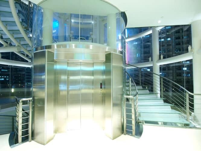 Transparenter Elevator