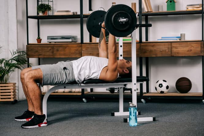 Ein wenig Platz zu Hause braucht man schon, zumindest wenn man mit Geräten seine Fitness trainieren will. 