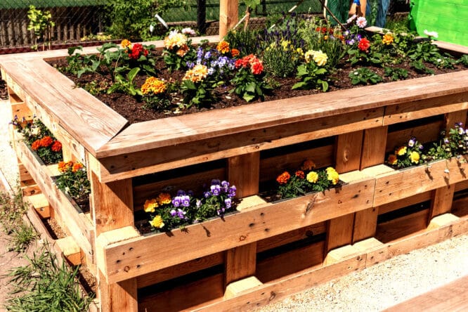 Hochbeete gehören zu den beliebtesten Holzprojekten für den Garten